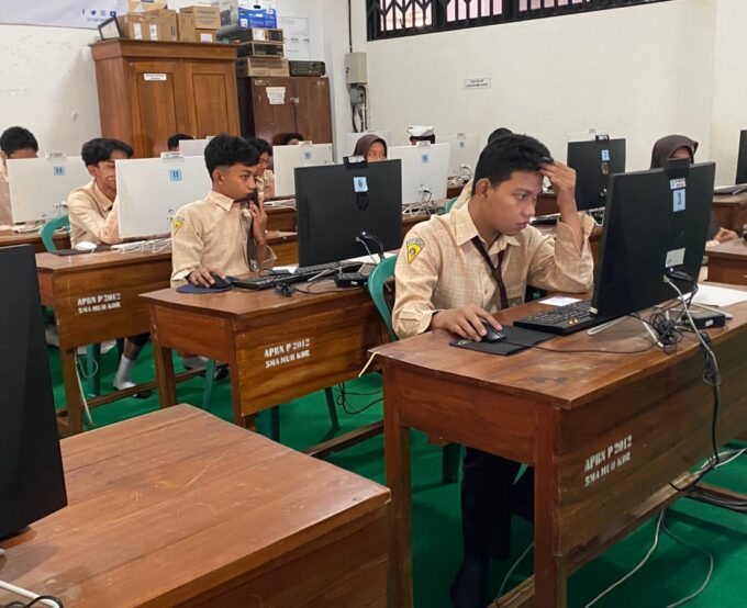 Langkah Awal Menuju Masa Depan, Siswa Muhammadiyah Kediri Ikuti TKA dengan Antusias!